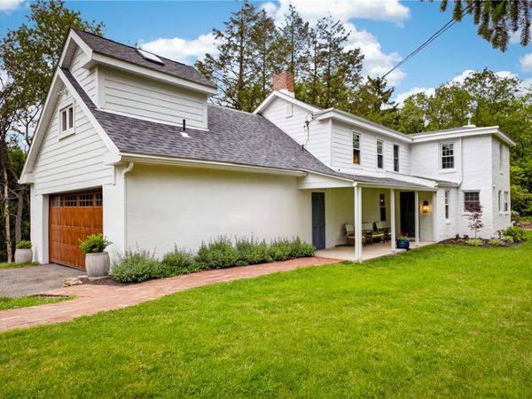 870 Field Club Rd, Pittsburgh, PA 15238
