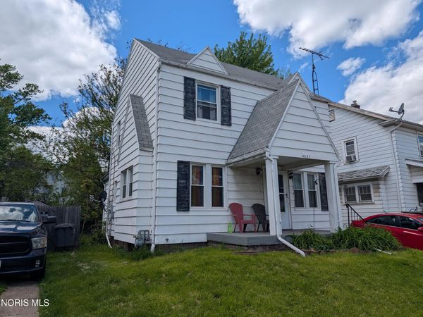 4037 Packard Road , Toledo, OH 43612
