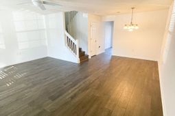 201 Yellow Hawthorn Circle photo 4