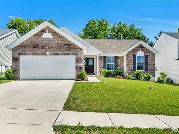 532 Leather Reins, Wentzville, MO 63385