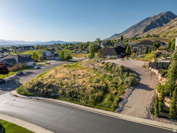 669 E 680 N, Unit 14, Lindon, UT 84042