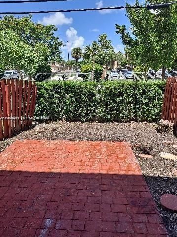 110 SW 109th Ave, Unit 2, Sweetwater, FL 33174 Photo
