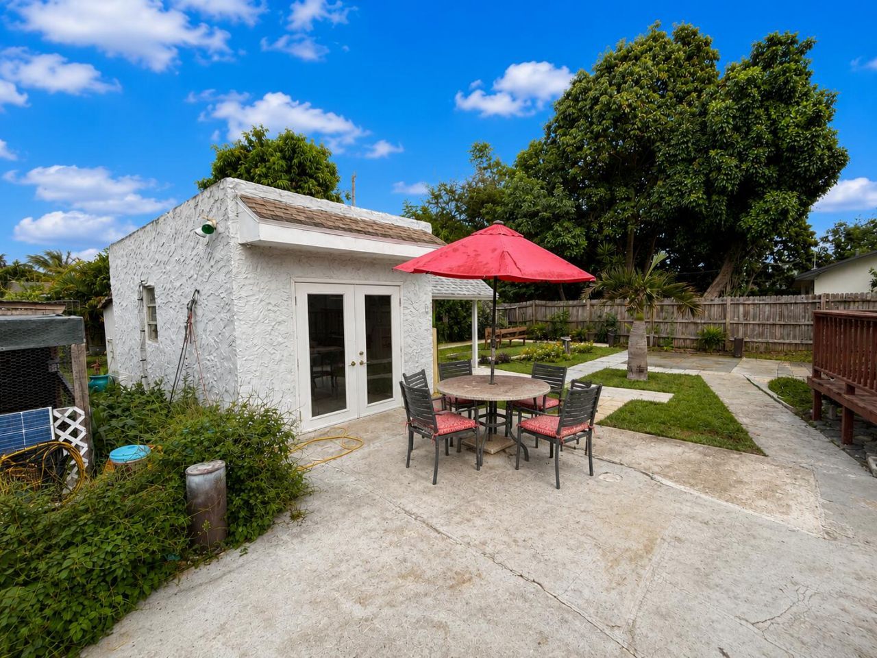 429 Greenbriar Drive, West Palm Beach, FL 33403 Photo