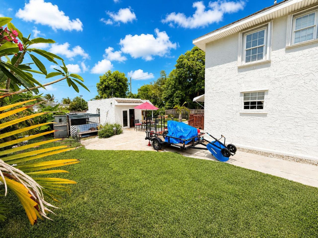 429 Greenbriar Drive, West Palm Beach, FL 33403 Photo