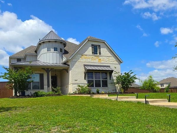 217 Longwood Drive, Sunnyvale, TX 75182