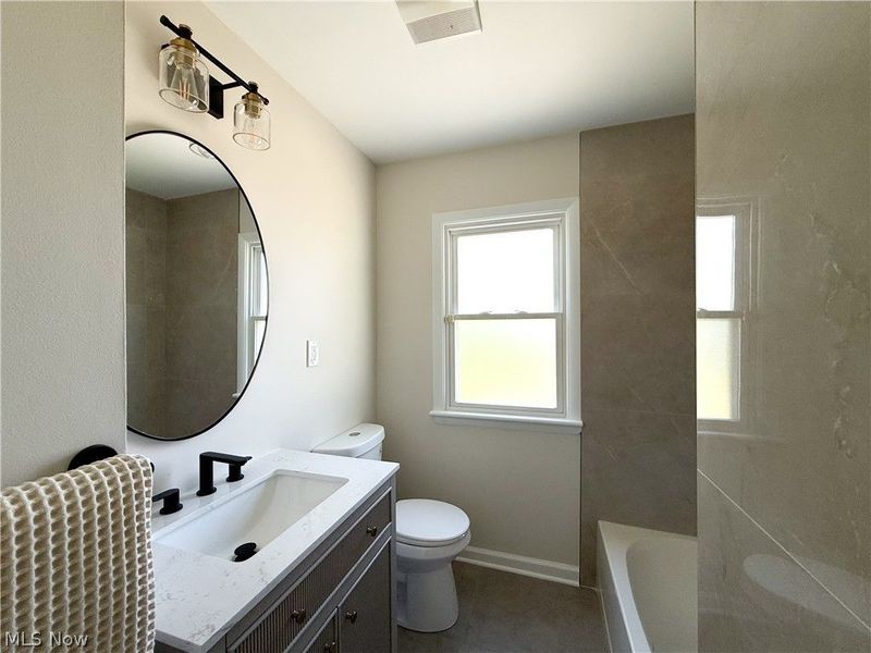 15305 Steinway Boulevard, Maple Heights, OH 44137 Photo 11