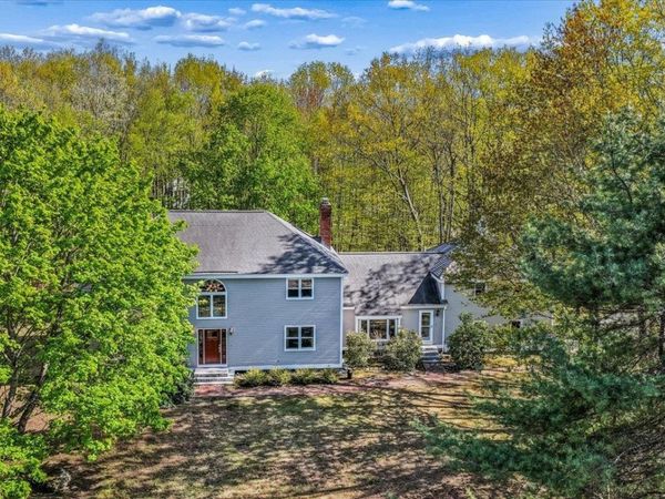 44 Brick Mill Road, Bedford, NH 03110