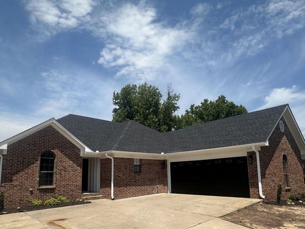 21 Crestwood Drive, Cabot, AR 72023