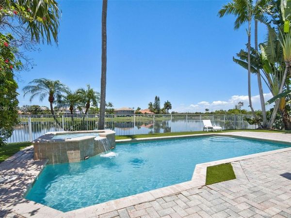 16735 NW 11th Street , Pembroke Pines, FL 33028
