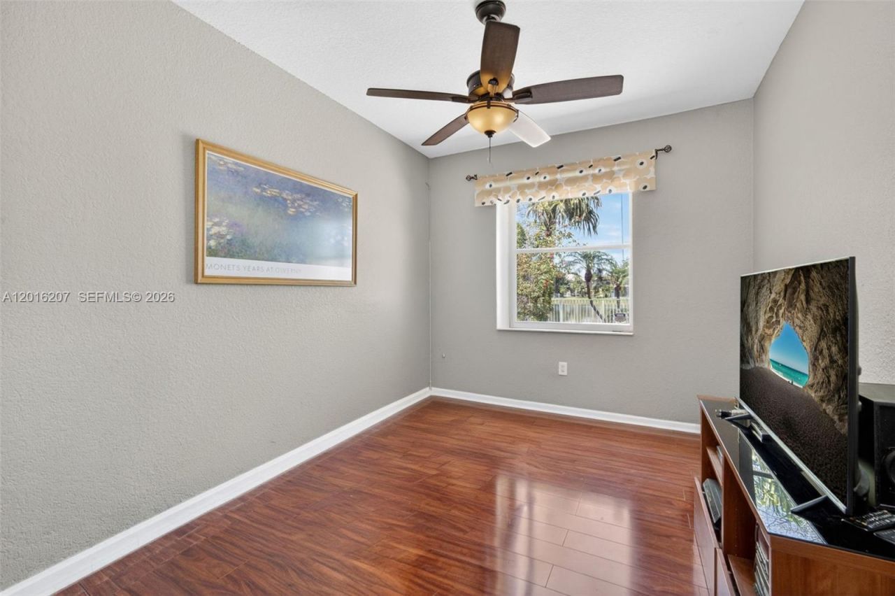 16735 NW 11th Street , Pembroke Pines, FL 33028 Photo