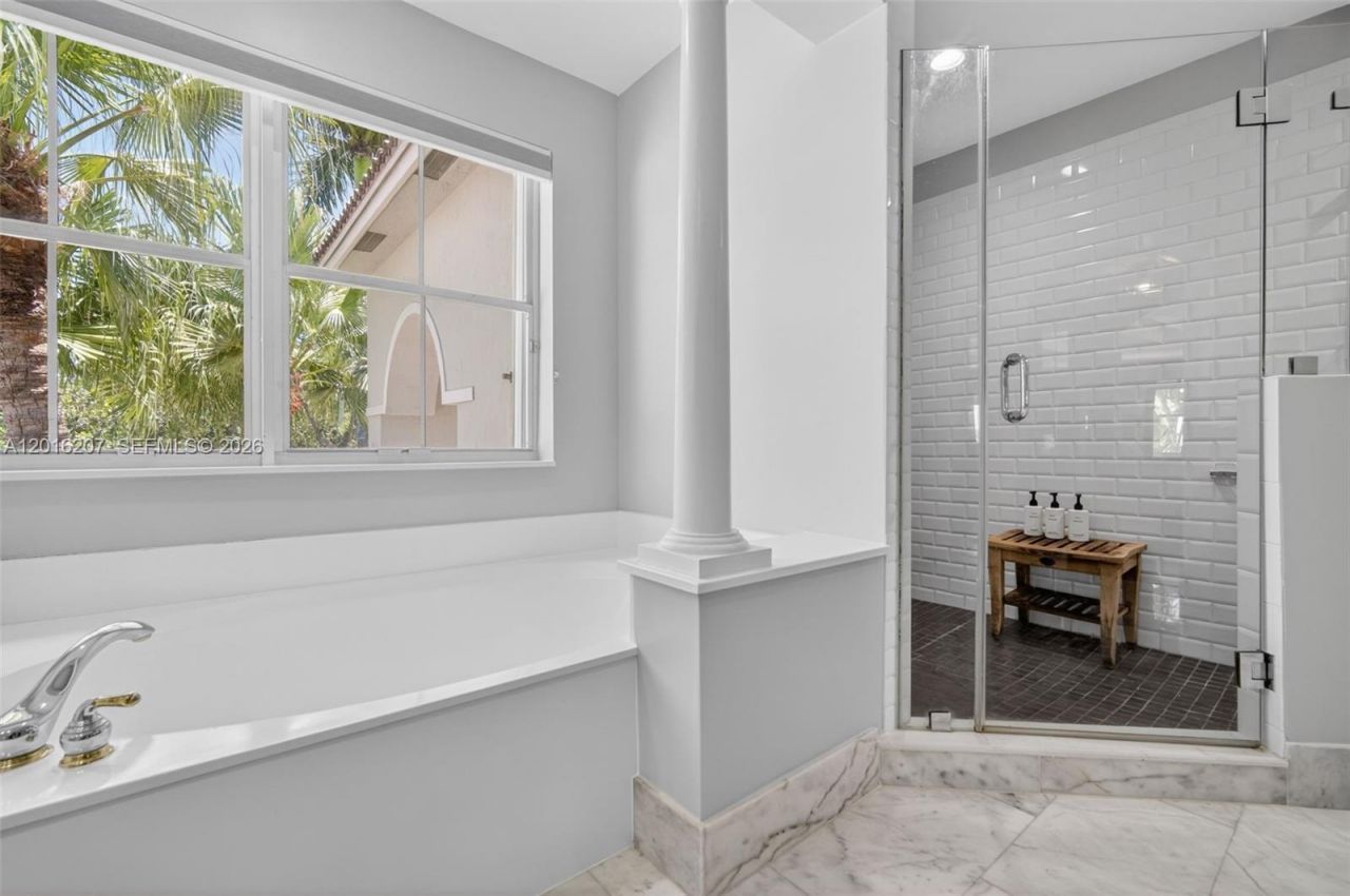 16735 NW 11th Street , Pembroke Pines, FL 33028 Photo