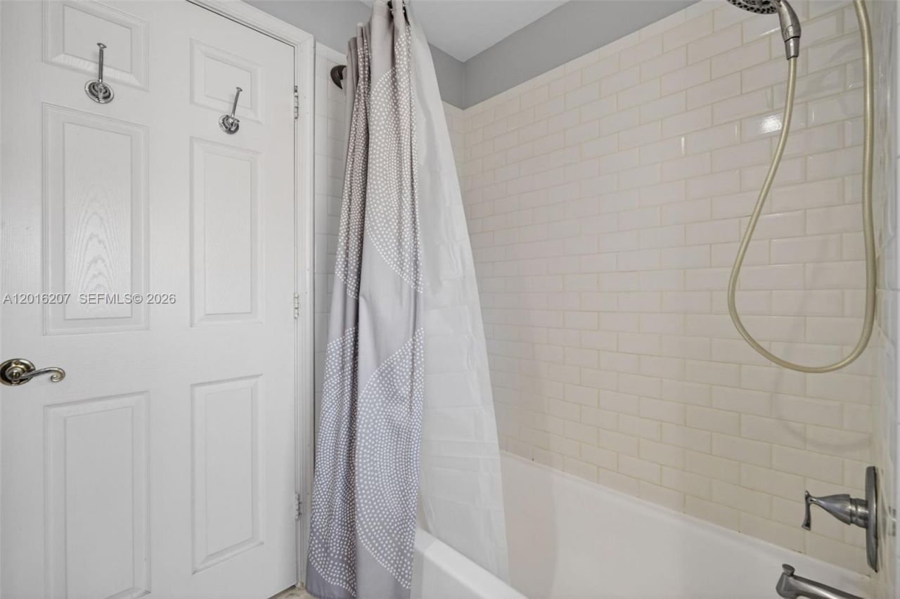 16735 NW 11th Street , Pembroke Pines, FL 33028 Photo