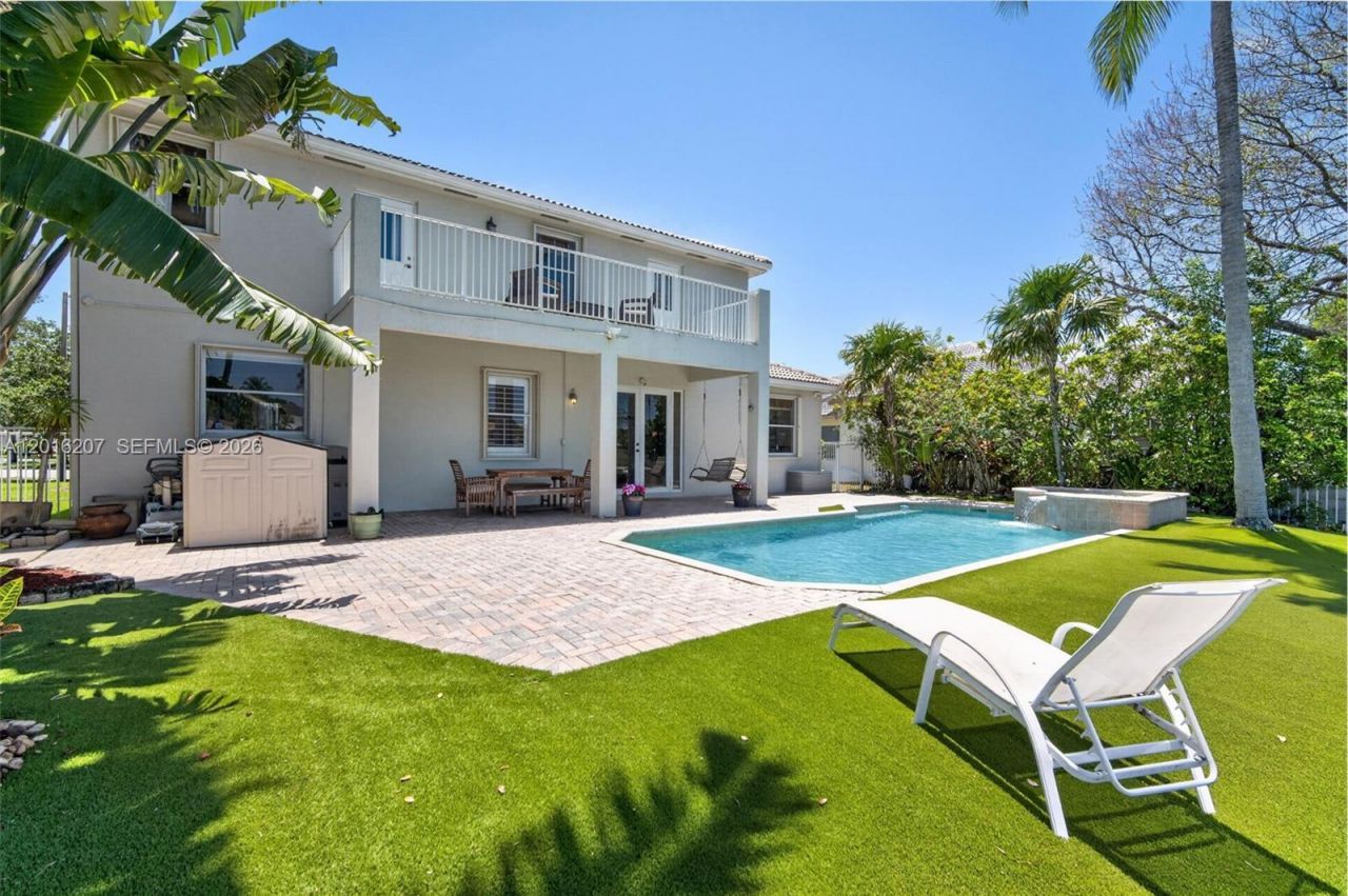 16735 NW 11th Street , Pembroke Pines, FL 33028 Photo