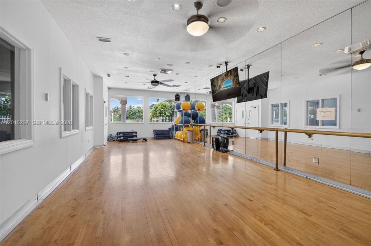 16735 NW 11th Street , Pembroke Pines, FL 33028 Photo
