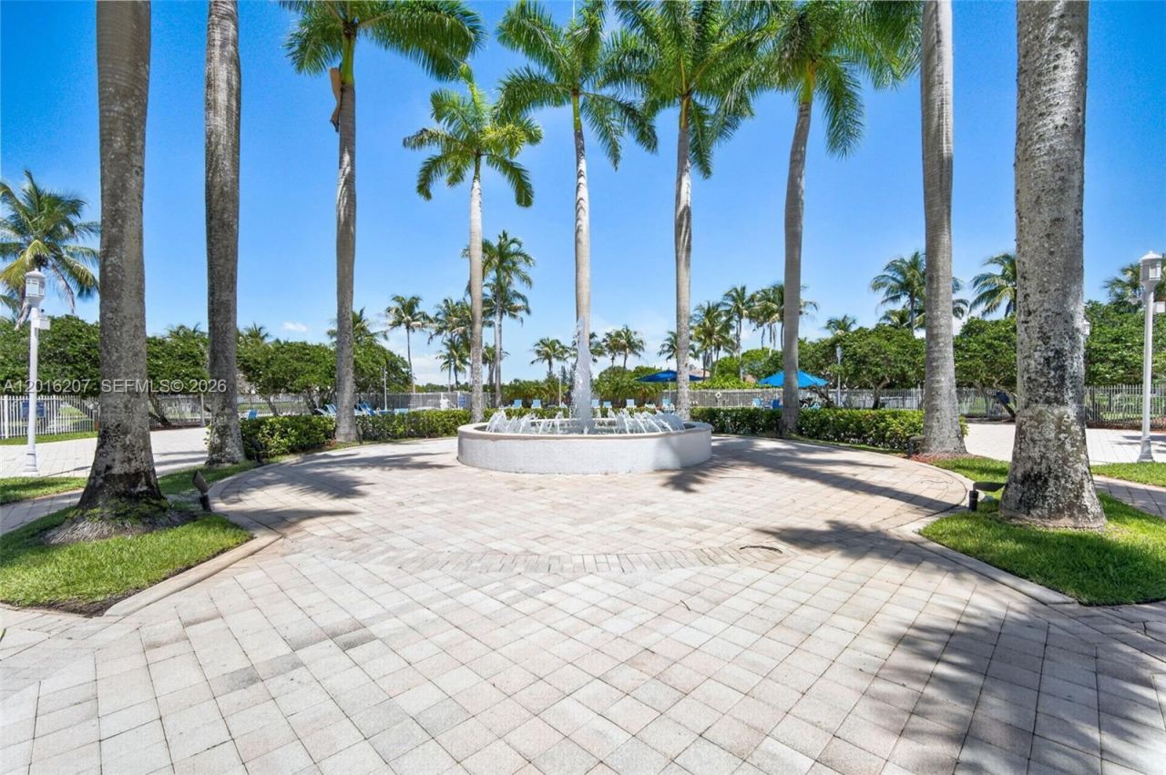 16735 NW 11th Street , Pembroke Pines, FL 33028 Photo