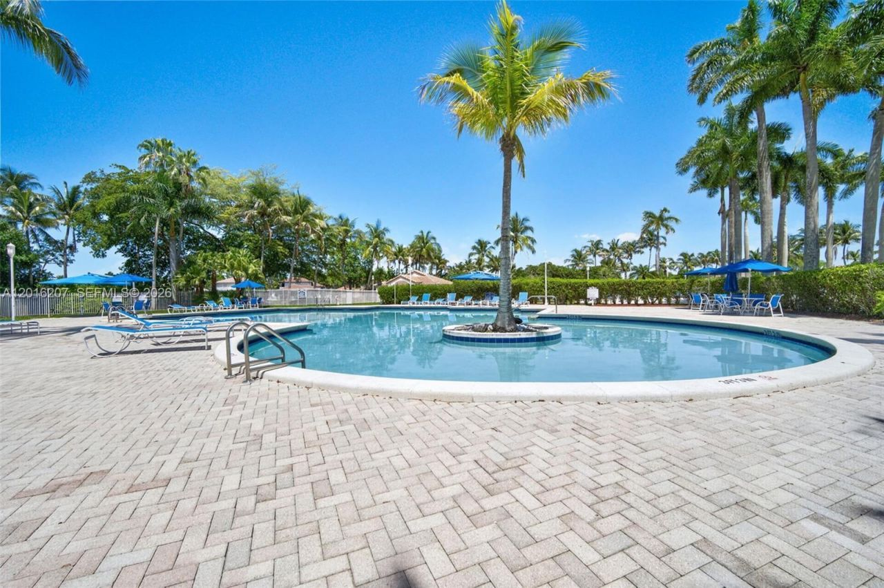 16735 NW 11th Street , Pembroke Pines, FL 33028 Photo