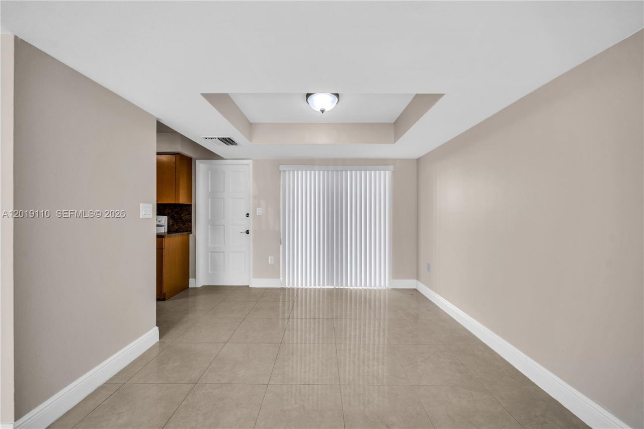 671 W 80th St , Hialeah, FL 33014 Photo