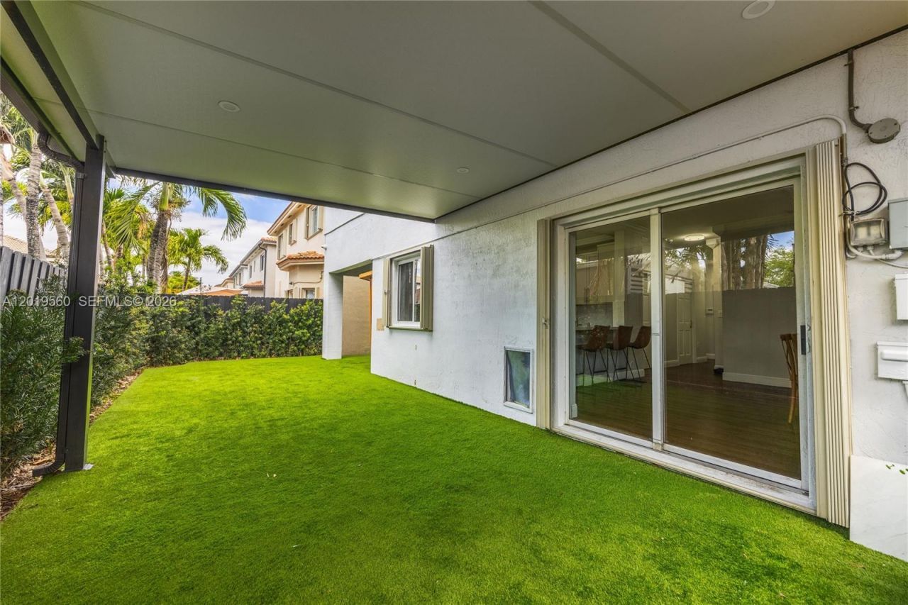 2332 SW 147th Path, Unit ., Miami, FL 33185 Photo