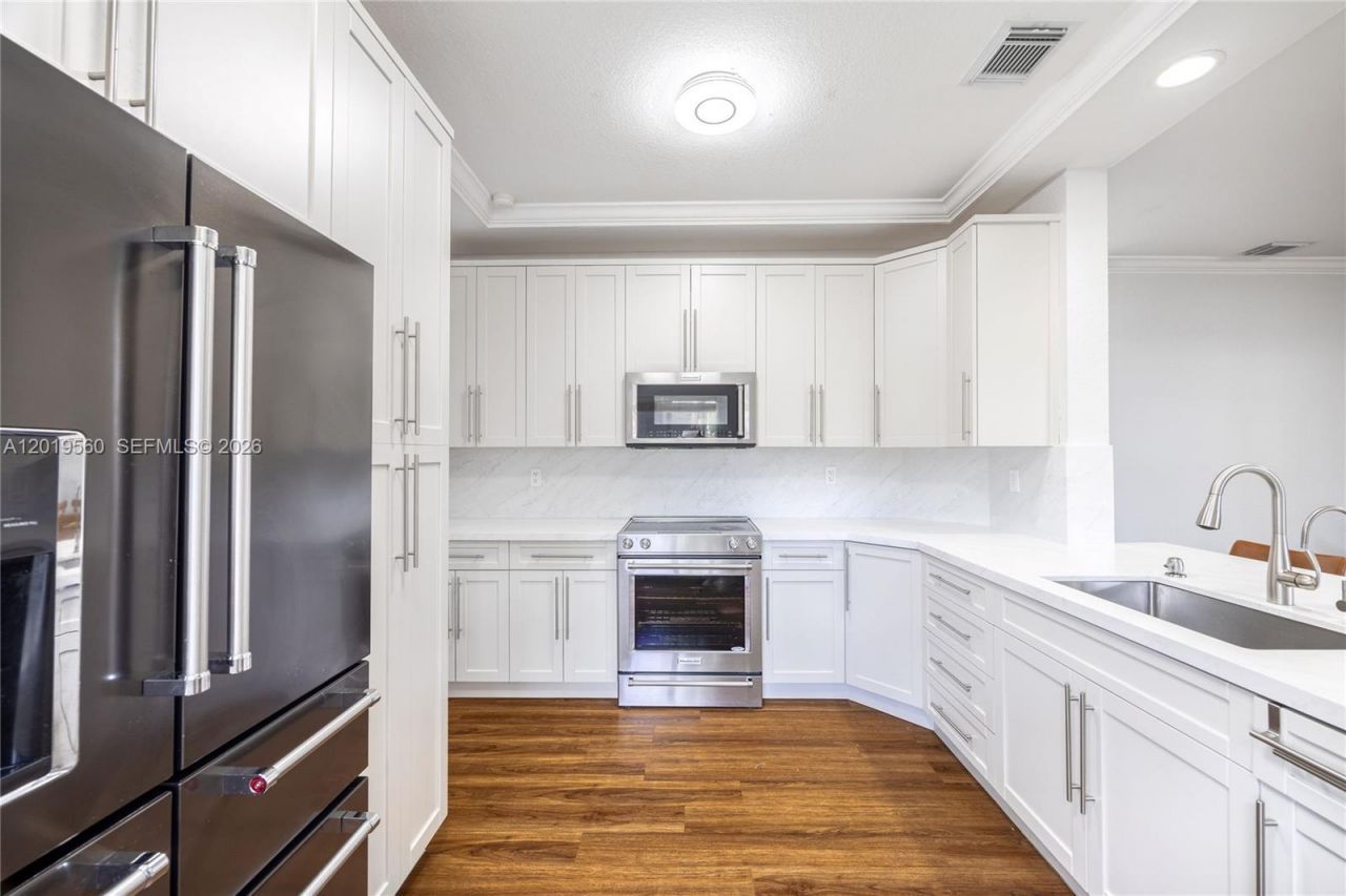 2332 SW 147th Path, Unit ., Miami, FL 33185 Photo