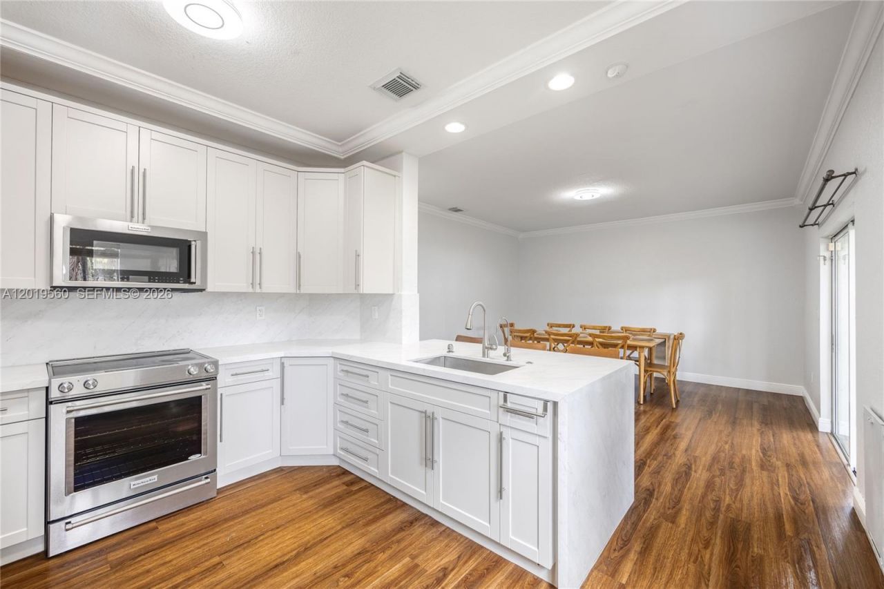 2332 SW 147th Path, Unit ., Miami, FL 33185 Photo