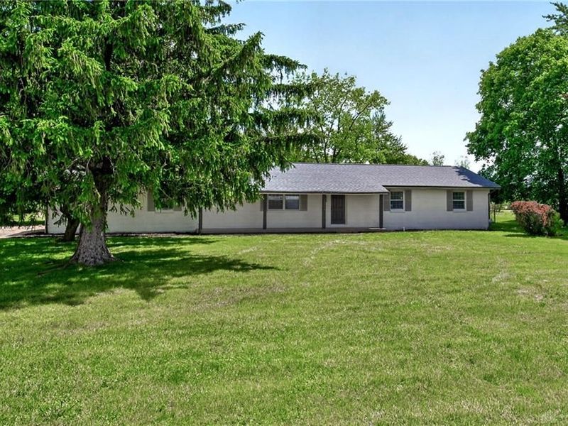10738 Preble County Line Road, Brookville, OH 45309 Photo 2
