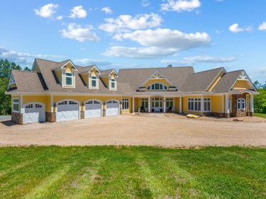 1038 Lees Mill Lane, Goode, VA 24556