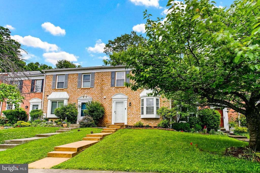 9 Island Run Court, Catonsville, MD 21228 Main Photo