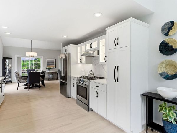28 Greenvale Drive, Stratham, NH 03885