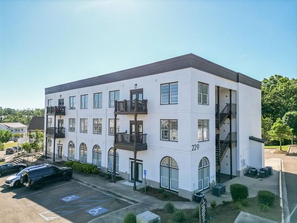 229-22 Town Center Drive, Oxford, MS 38655