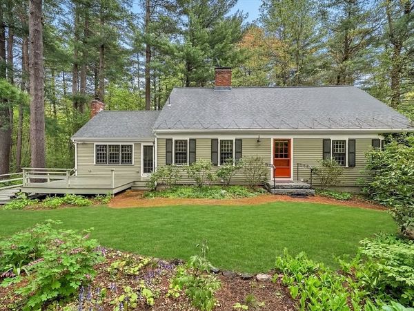 6 Brewster Rd, Wayland, MA 01778