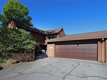 296 Higgins Drive, Baldwinsville, NY 13027