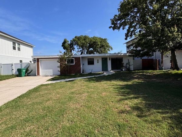 719 4TH Avenue N, Jacksonville Beach, FL 32250