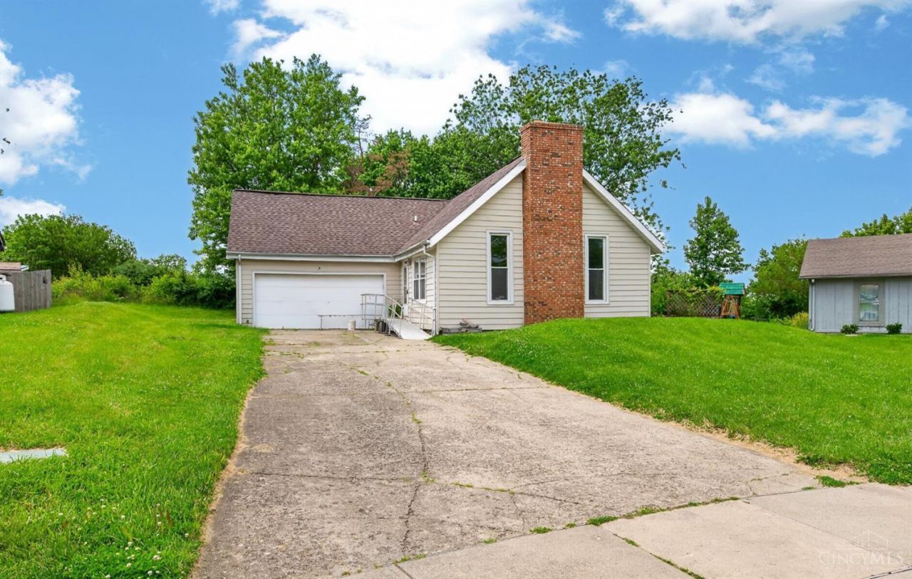 1113 Mohawk Drive, Lebanon, OH 45036 Main Photo