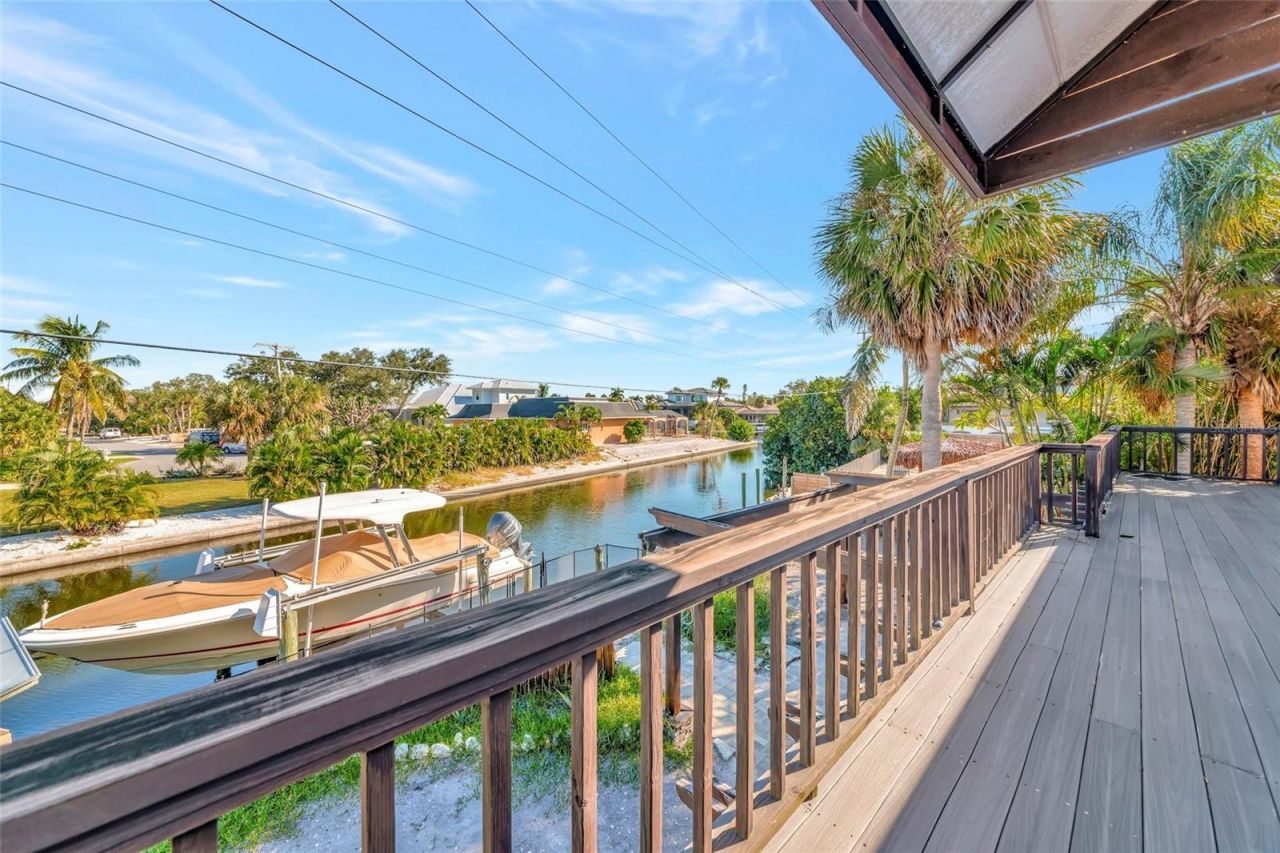 681 Avenida De Mayo, Sarasota, FL 34242 Photo