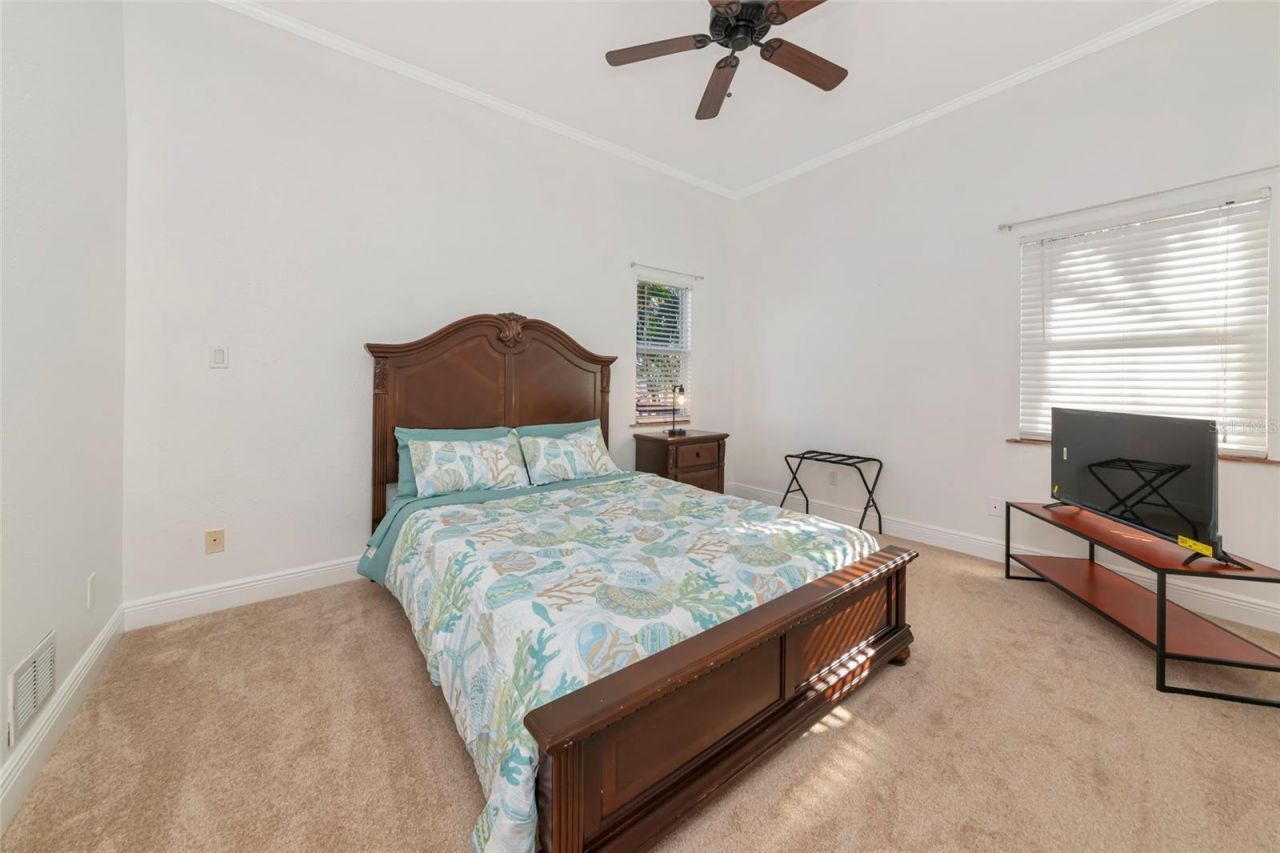 681 Avenida De Mayo, Sarasota, FL 34242 Photo