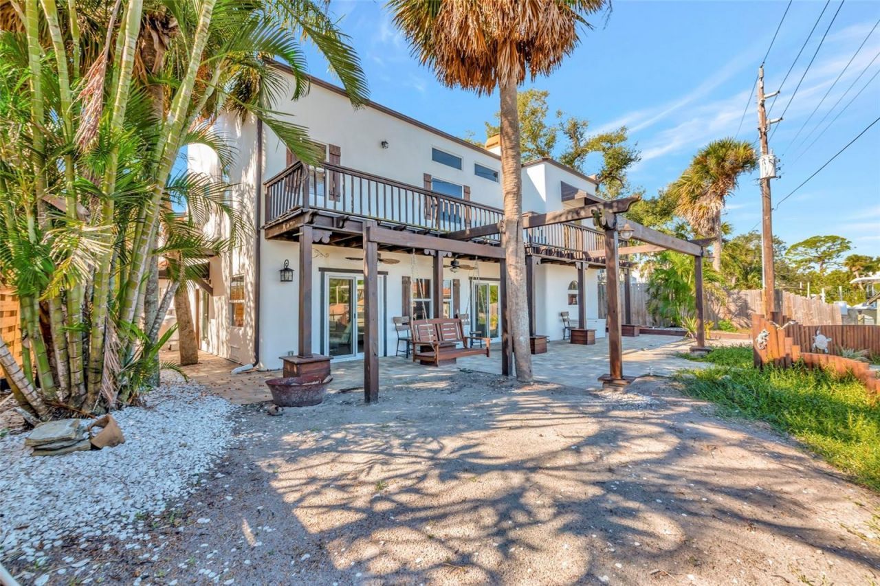 681 Avenida De Mayo, Sarasota, FL 34242 Photo