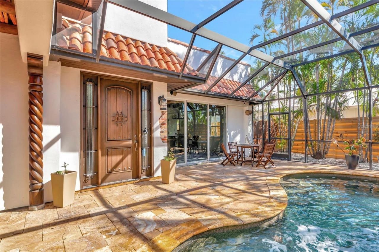 681 Avenida De Mayo, Sarasota, FL 34242 Photo