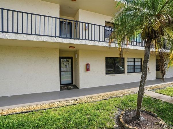 12300 VONN ROAD , Unit 7104, LARGO, FL 33774