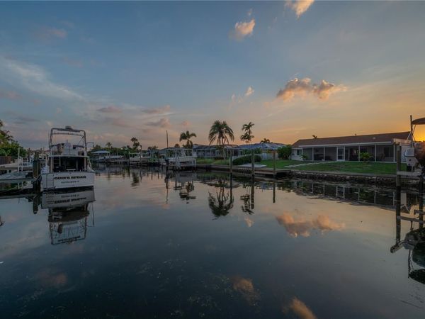 6322 COTTONWOOD LANE, APOLLO BEACH, FL 33572