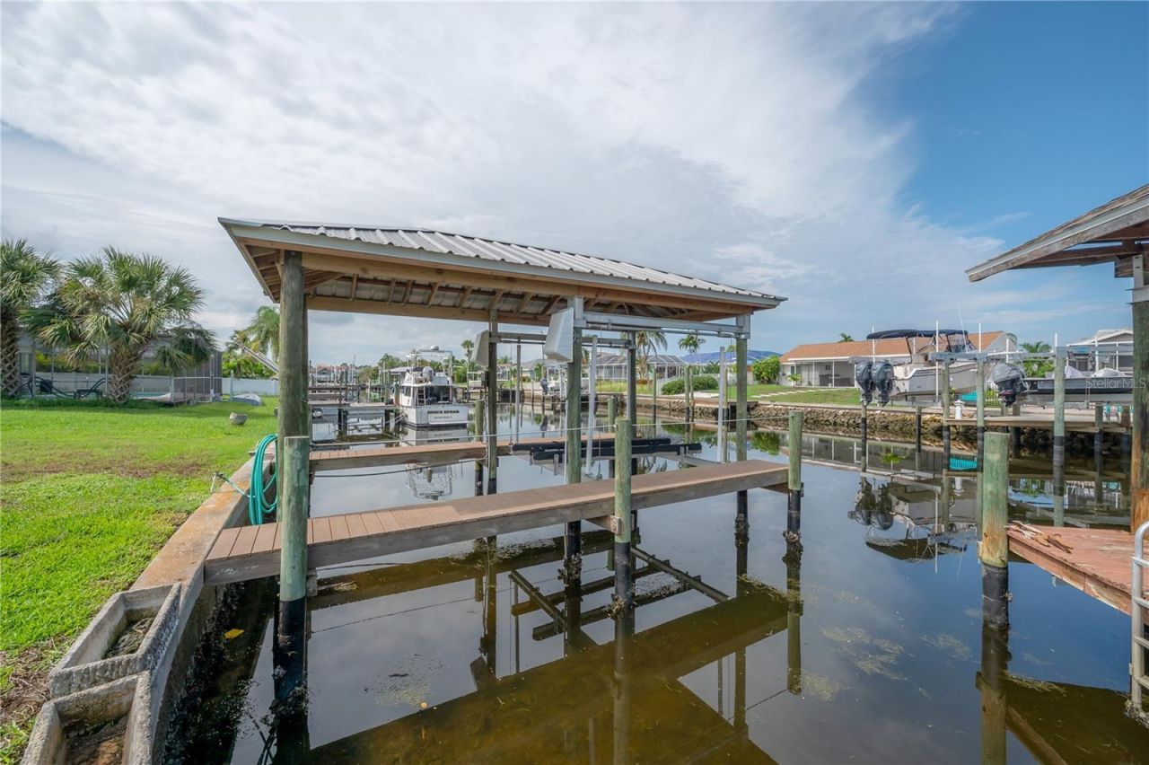 6322 Cottonwood Lane, Apollo Beach, FL 33572 Photo