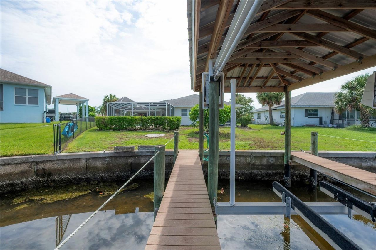 6322 Cottonwood Lane, Apollo Beach, FL 33572 Photo