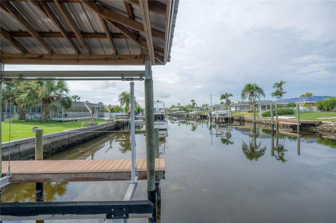 6322 Cottonwood Lane, Apollo Beach, FL 33572 Photo
