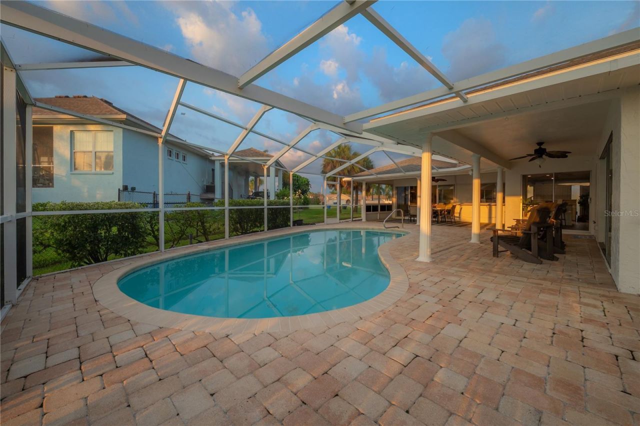6322 Cottonwood Lane, Apollo Beach, FL 33572 Photo