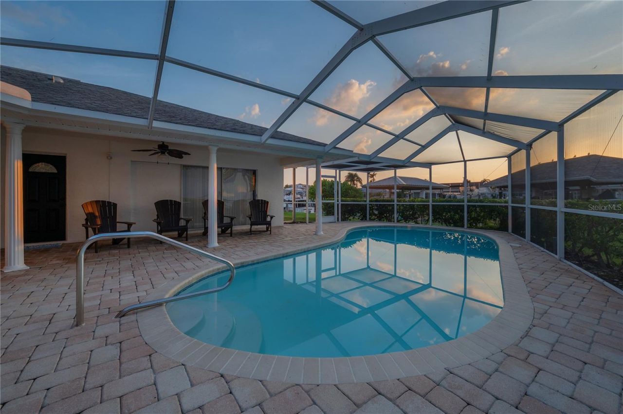 6322 Cottonwood Lane, Apollo Beach, FL 33572 Photo