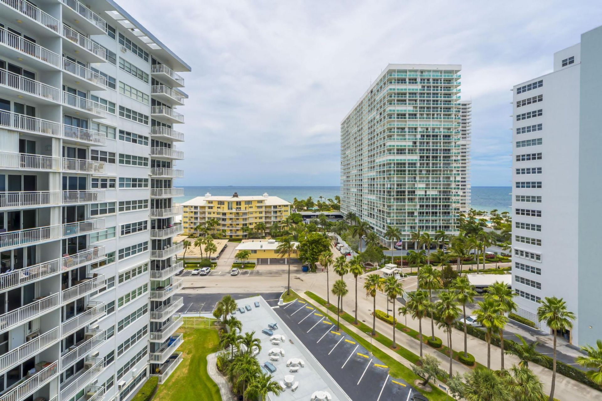 1920 S Ocean Drive, Unit 1009, Fort Lauderdale, FL 33316 Photo