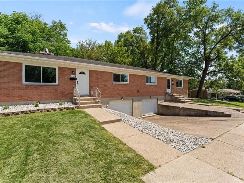 703 Orchard Street, Unit 701, Middletown, OH 45044 Photo 2