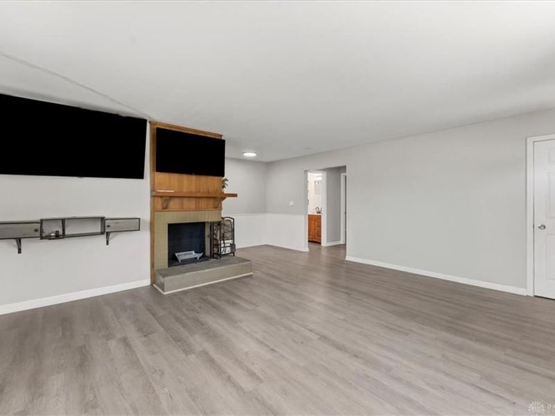 703 Orchard Street, Unit 701, Middletown, OH 45044 Photo 7