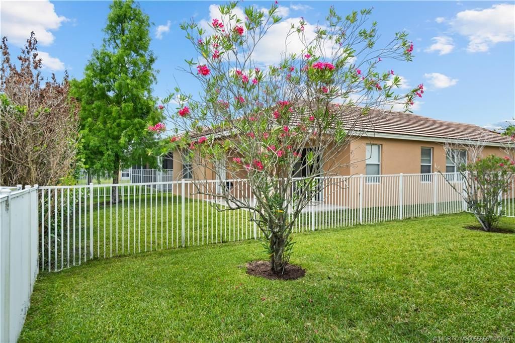 9811 SW Glenbrook Drive, Port Saint Lucie, FL 34987 Photo