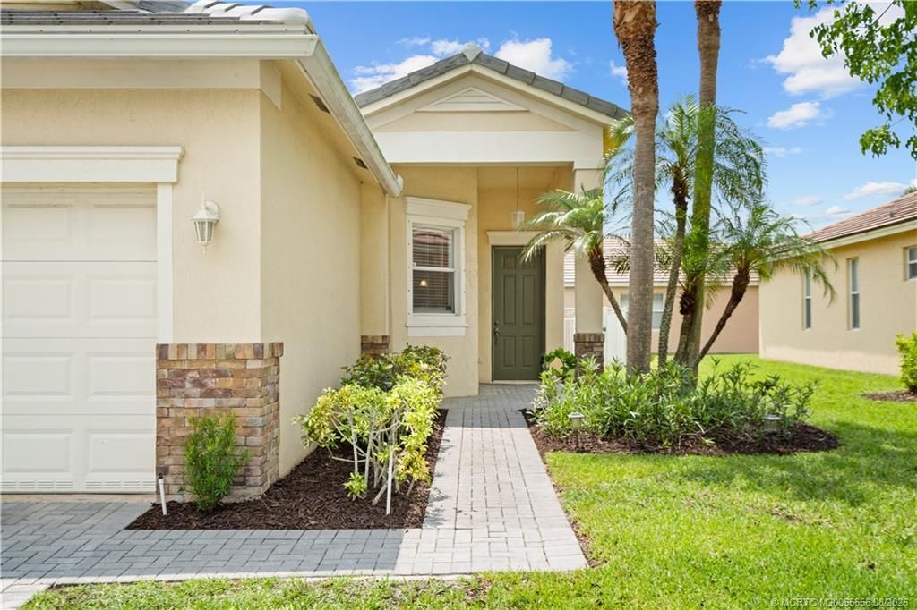 9811 SW Glenbrook Drive, Port Saint Lucie, FL 34987 Photo