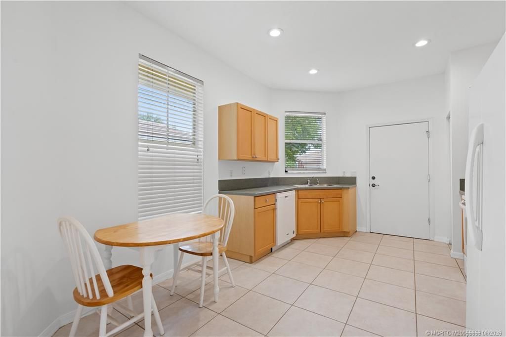 9811 SW Glenbrook Drive, Port Saint Lucie, FL 34987 Photo